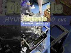 Ontmantel de automatische transmissie.