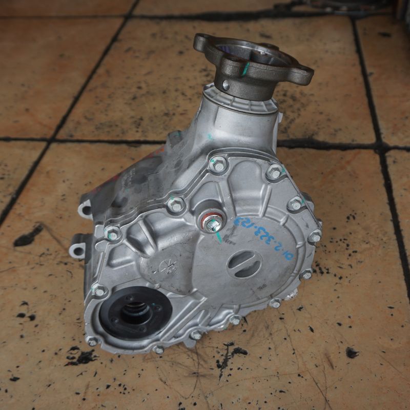 9L8Z7A103D 9L8Z7A103J Differentiële overdrachtskas voor Mazda CX9 6F35 Automatisch chassis systeem gebruikt