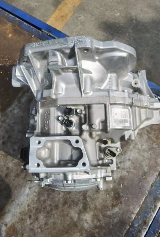 gerenoveerde U440E U442E 4-versnellings automatische versnellingsbak 1500010-B01 voor 2012-2016 CHANGAN CS35 1.6L 2WD