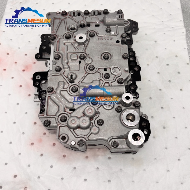 De GA8G45AW automatische transmissie klep carrosserie is van toepassing op de Mini F54 de BMW X1 F48 dubbele olie temperatuur sensor versie